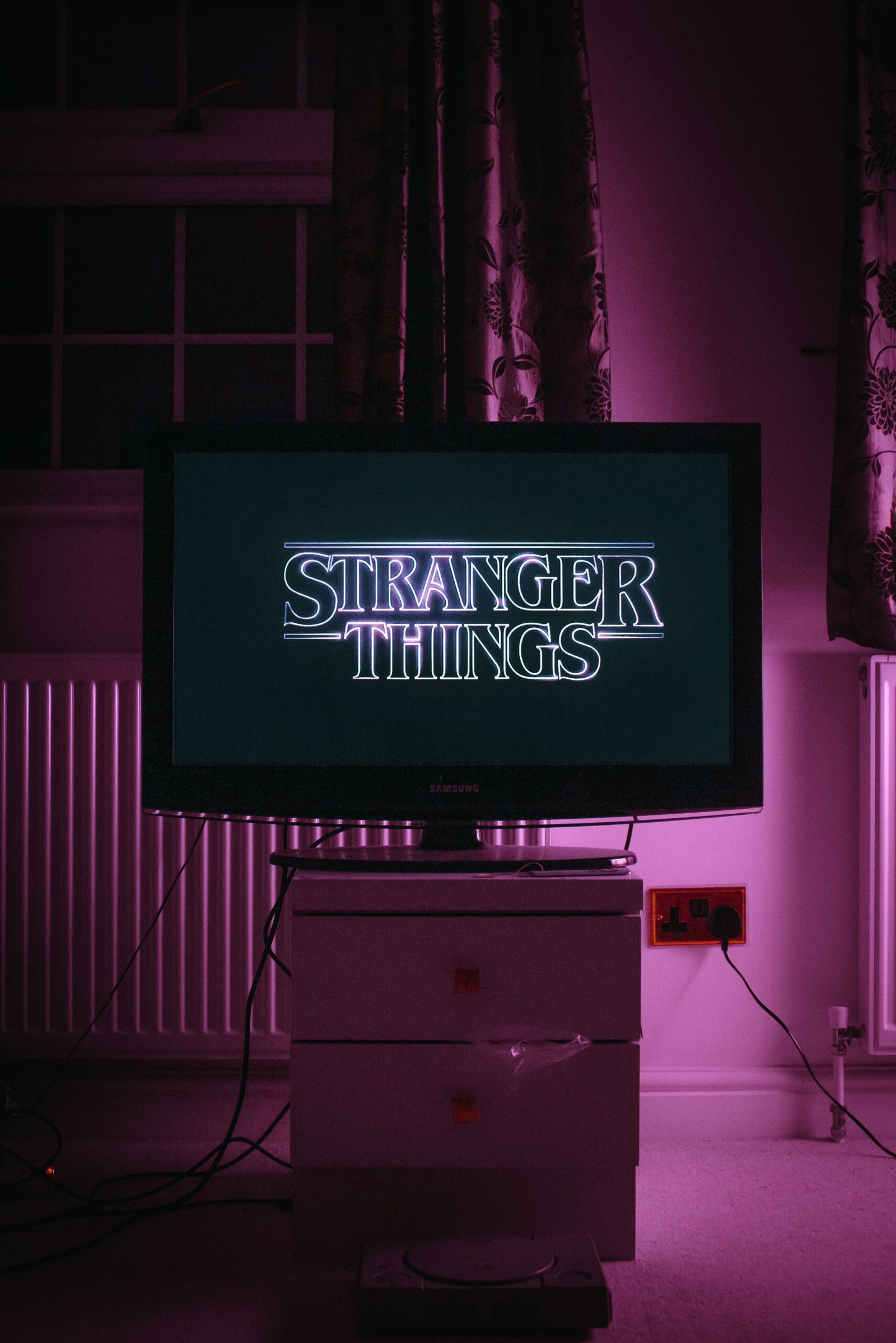 Stranger Things: A Evolução de Hawkins — Do Mistério ao Caos Sobrenatural
